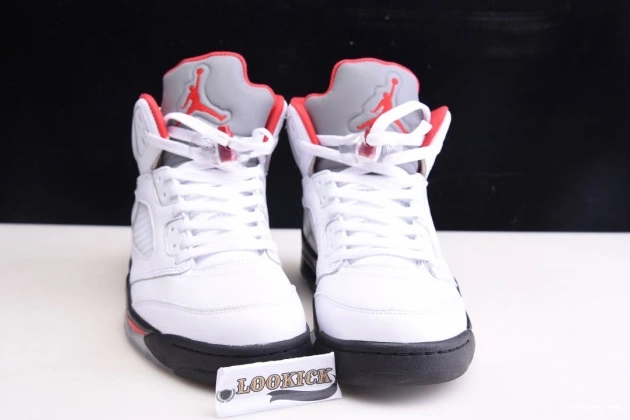 HYPE Jordan Fire Red (2020) Retro Tongue Air 5 Silver DA1911-102 0713